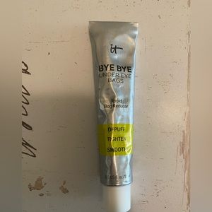 IT Cosmetics Bye Bye Under Eye Bags